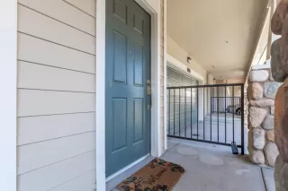 Photo #2: 20075557 Listing