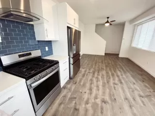 Photo #2: 20075561 Listing