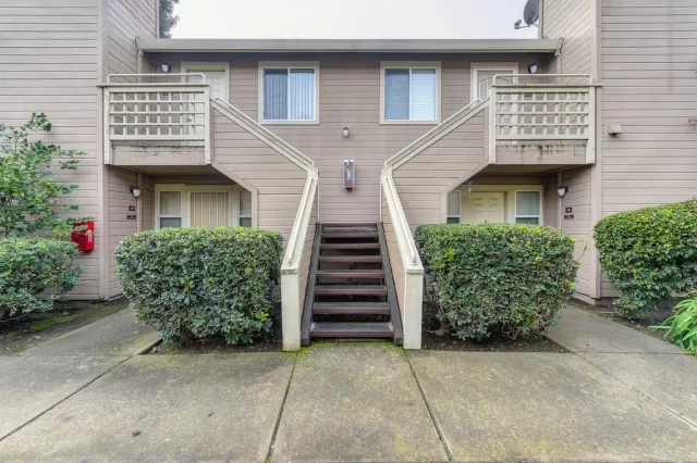 MLS: 20075723 Condo For Sale