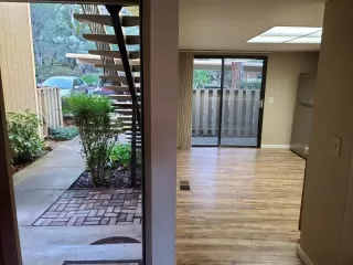 Photo #1: 20075915 Listing