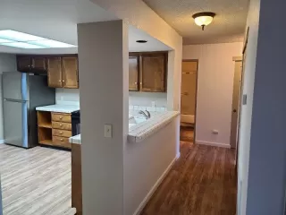 Photo #2: 20075915 Listing