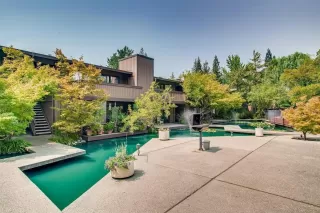 Photo #6: 20075918 Listing 