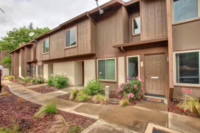 MLS: 20076062 Condo For Sale