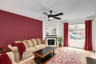 Photo #3: 20076062 Listing