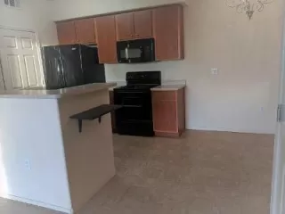Photo #2: 20076592 Listing 