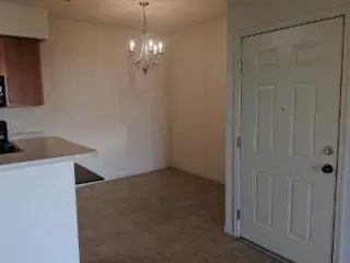 Photo #4: 20076592 Listing 