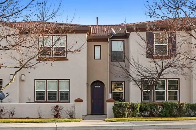 MLS: 20076663 Condo For Sale