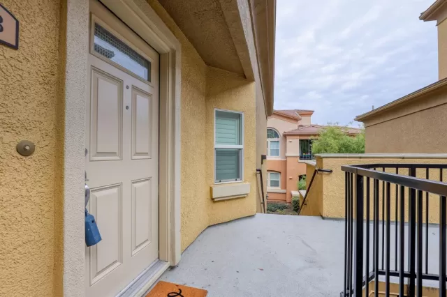 MLS: 20076921 Condo For Sale