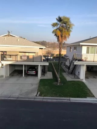 Photo #2: 20077041 Listing 