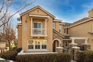 Photo #2: 20077233 Listing