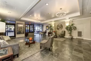 Photo #2: 20077432 Listing 