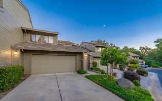 Photo #6: 20077715 Listing 