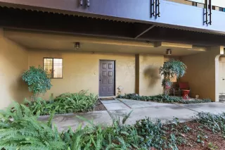 Photo #2: 20077749 Listing