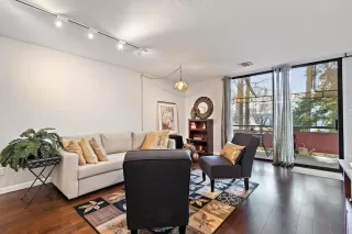 Photo #3: 20077749 Listing