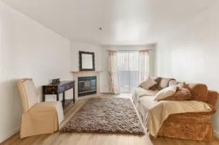 Photo #1: 20077866 Listing