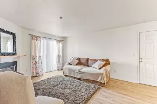 Photo #2: 20077866 Listing