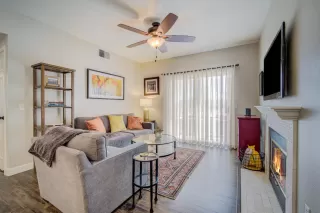 Photo #3: 20077893 Listing 