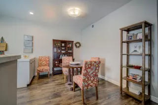 Photo #6: 20077893 Listing 