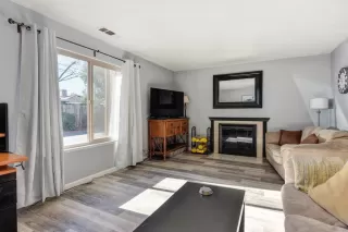 Photo #5: 20078485 Listing 