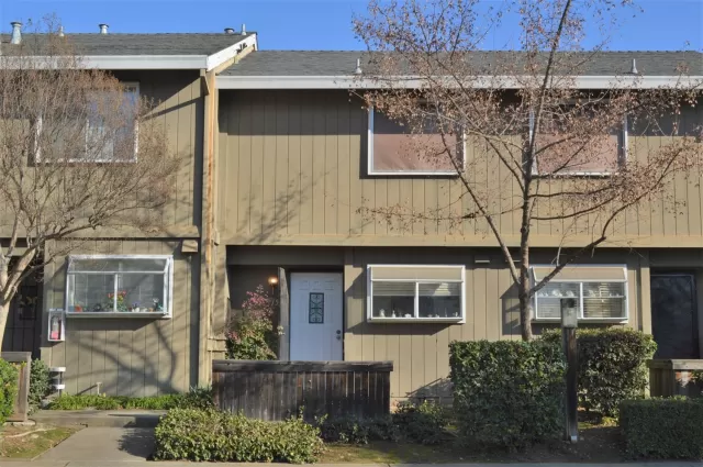 MLS: 20078585 Condo For Sale