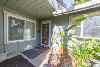 Photo #3: 20079080 Listing