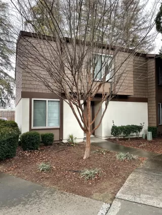 Photo #1: 20079589 Listing 