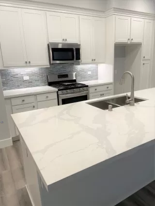 Photo #2: 20079757 Listing 