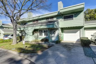 Photo #1: 20079965 Listing 