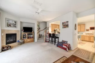 Photo #5: 20080278 Listing