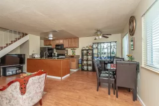 Photo #3: 20080783 Listing 