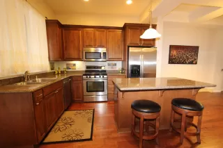 Photo #3: 20081173 Listing