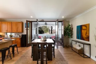 Photo #6: 20081247 Listing