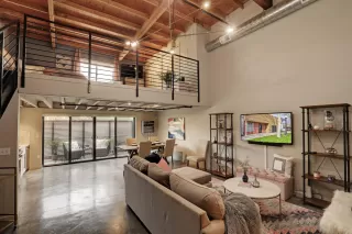 Photo #2: 20081496 Listing 