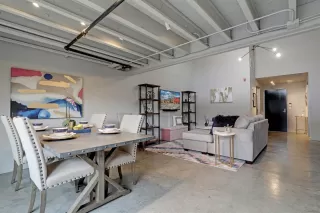 Photo #5: 20081496 Listing 