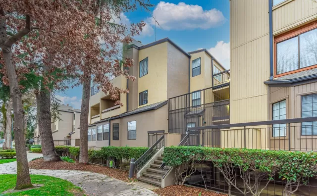 MLS: 20081661 Condo For Sale