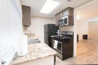 Photo #5: 20081760 Listing
