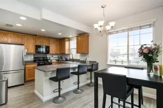 Photo #5: 20081787 Listing