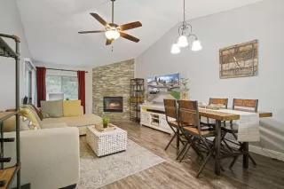 Photo #6: 20081906 Listing