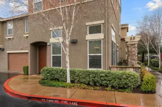Photo #3: 20082260 Listing 