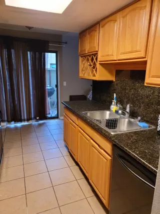 Photo #2: 20082379 Listing 