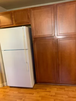 Photo #5: 20082817 Listing