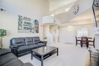 Photo #6: 20083175 Listing