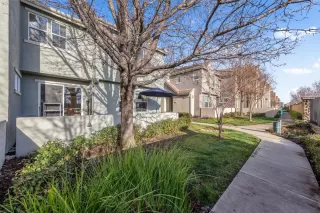 Photo #4: 221000585 Listing