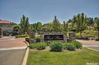 Photo #2: 221000674 Listing