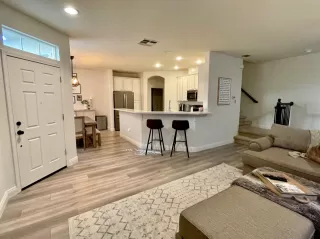 Photo #3: 221000674 Listing