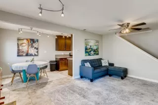 Photo #4: 221001045 Listing