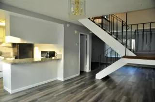 Photo #2: 221001669 Listing