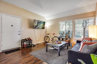 Photo #2: 221002292 Listing