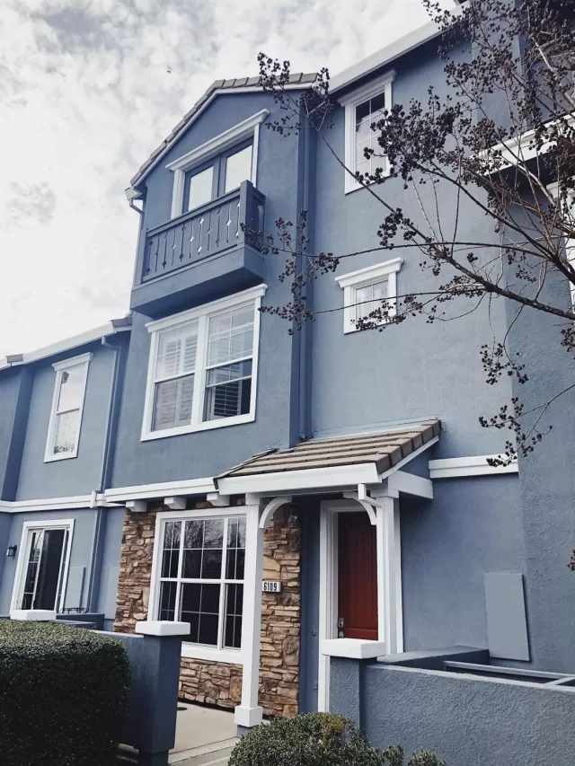 MLS: 221003323 Condo For Sale