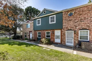 Photo #1: 221003358 Listing 